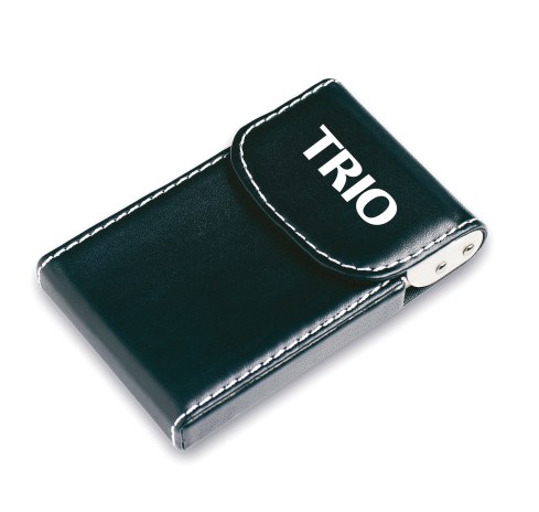 Multi-purpose card case Ideal for business cards, credit cards and other precious things Holds up to 30 business cards