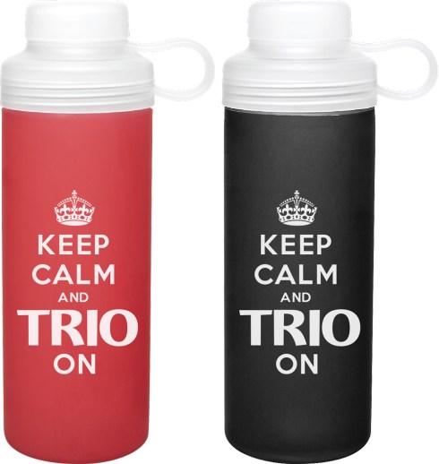 20 oz single wall borosilicate glass bottle with threaded dual-opening lid, carrying loop, and protective silicone sleeve- retail gift box included